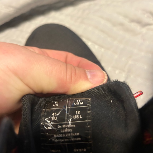 Dr. Martens Combs Boots • Men’s 11 / Women’s 12 • Black - Picture 8 of 11